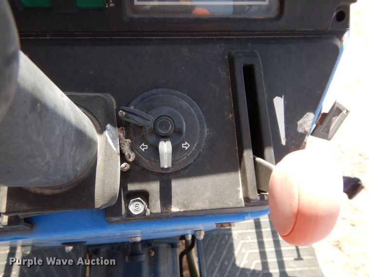 image for item DC2132 New Holland T1520  tractor