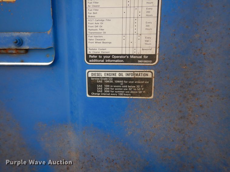 image for item DC2132 New Holland T1520  tractor