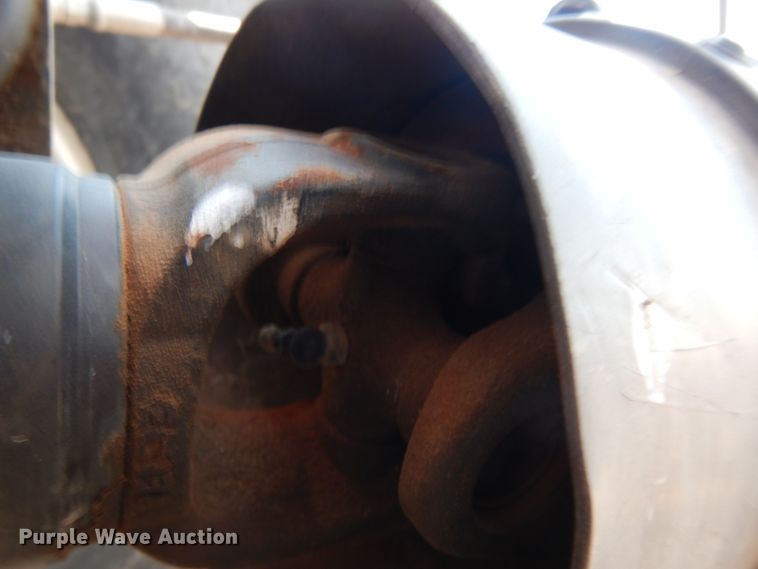 image for item DC2132 New Holland T1520  tractor