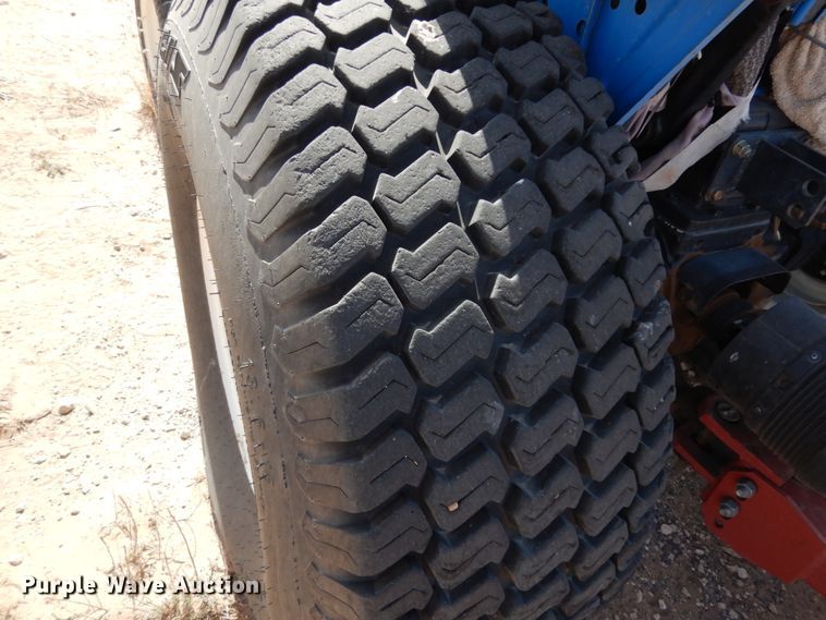 image for item DC2132 New Holland T1520  tractor