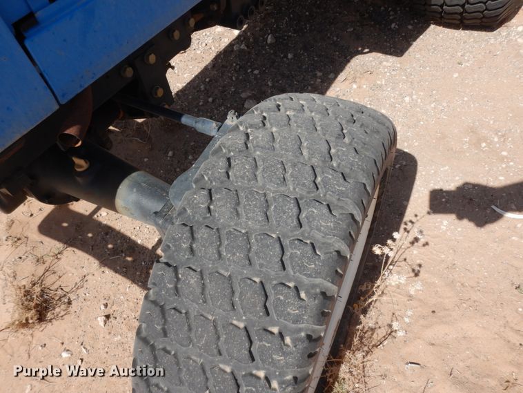 image for item DC2132 New Holland T1520  tractor