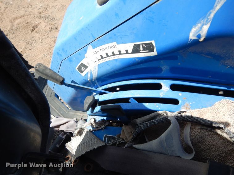 image for item DC2132 New Holland T1520  tractor