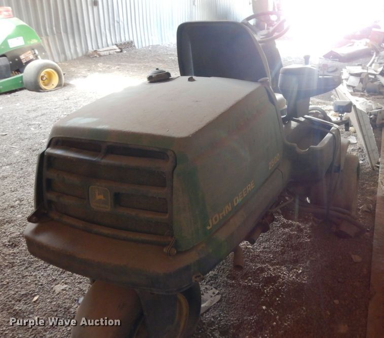 image for item DC2133 John Deere 2500  reel mower
