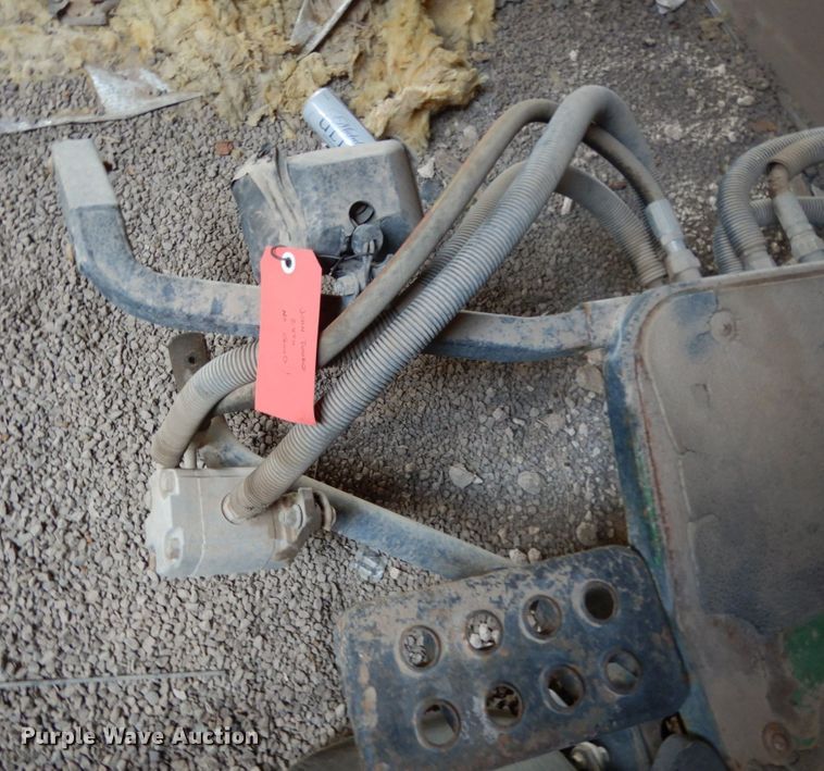 image for item DC2133 John Deere 2500  reel mower