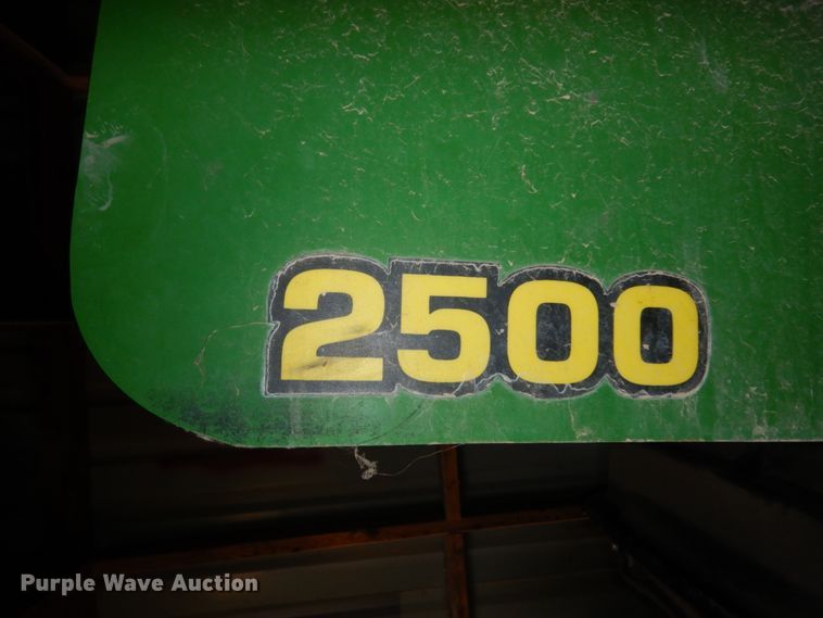 image for item DC2133 John Deere 2500  reel mower