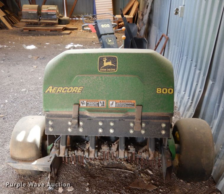 image for item DC2134 John Deere Aercore 800  aerator