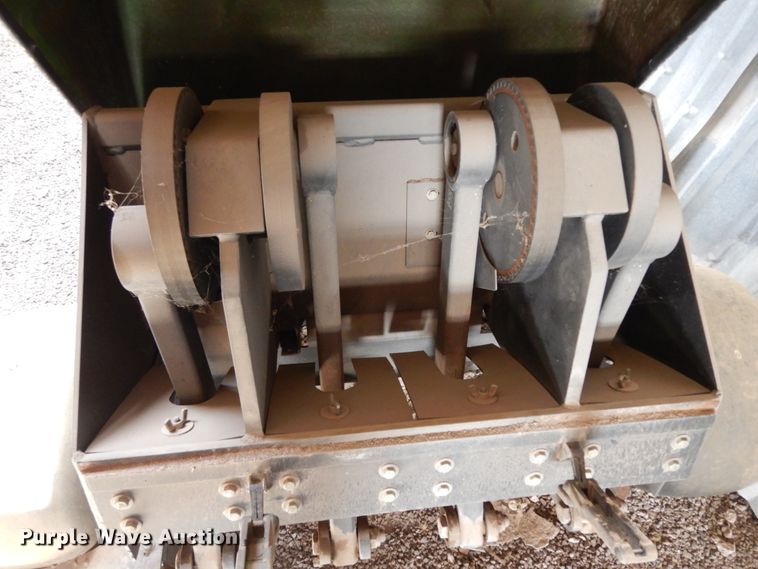 image for item DC2134 John Deere Aercore 800  aerator