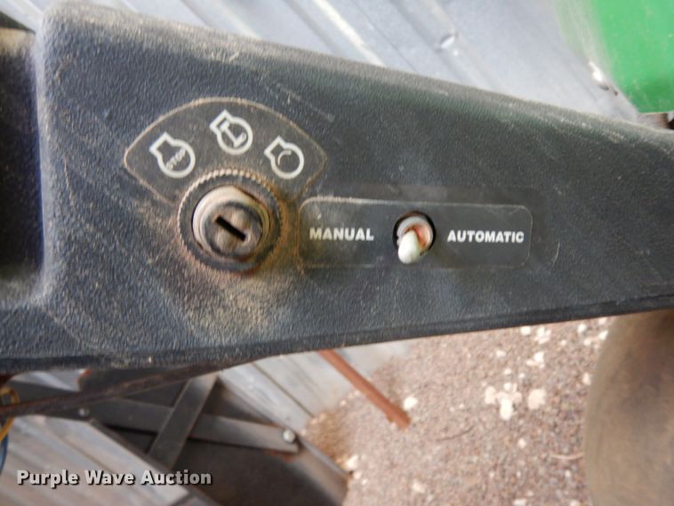 image for item DC2134 John Deere Aercore 800  aerator