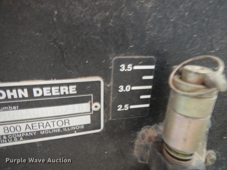 image for item DC2134 John Deere Aercore 800  aerator