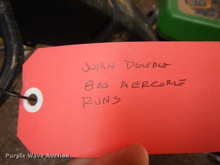 image for item DC2134 John Deere Aercore 800  aerator