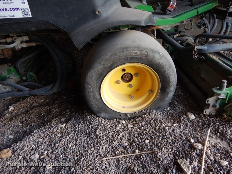 image for item DC2135 John Deere 2500A  reel mower