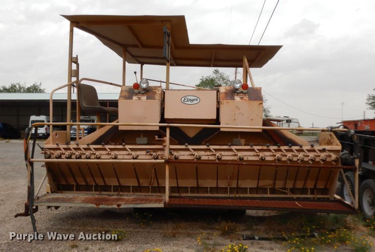 image for item DC2141 Entyre  chip spreader