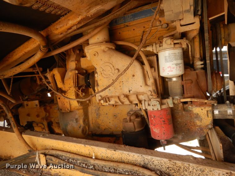 image for item DC2141 Entyre  chip spreader