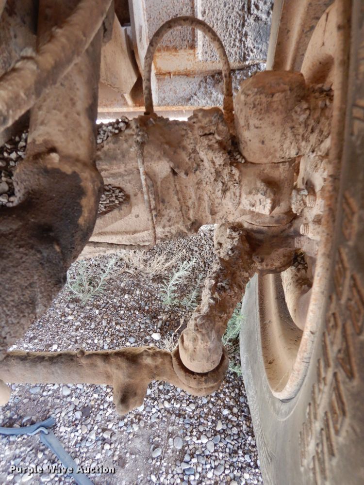 image for item DC2141 Entyre  chip spreader