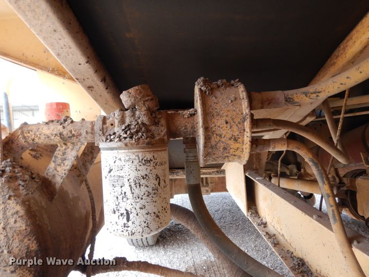 image for item DC2141 Entyre  chip spreader