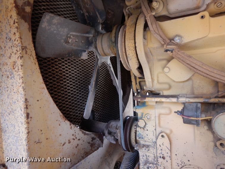 image for item DC2141 Entyre  chip spreader