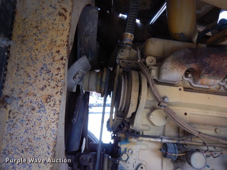 image for item DC2141 Entyre  chip spreader