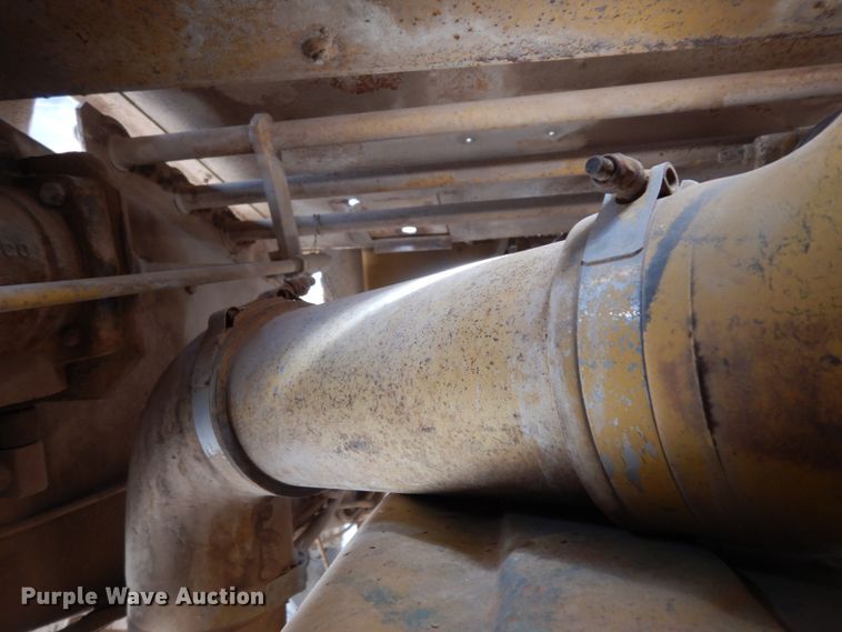 image for item DC2141 Entyre  chip spreader