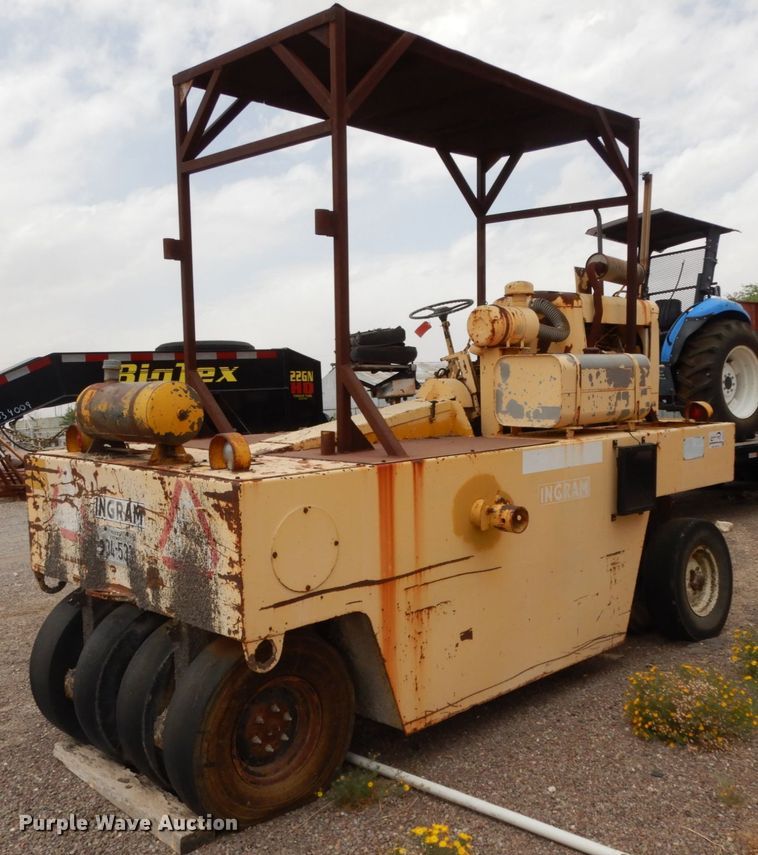 image for item DC2143 Ingram 9-2800-P  pneumatic roller