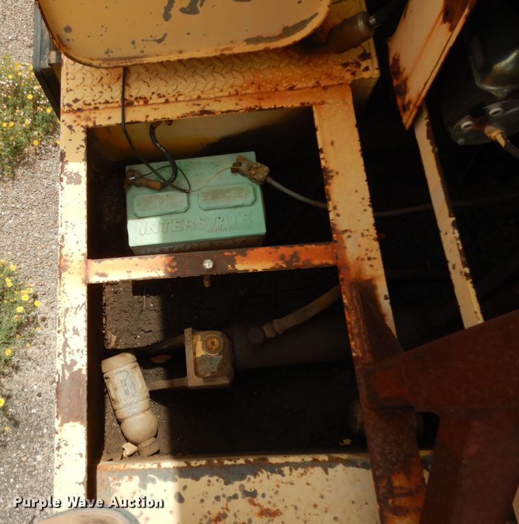 image for item DC2143 Ingram 9-2800-P  pneumatic roller