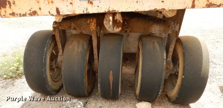 image for item DC2143 Ingram 9-2800-P  pneumatic roller