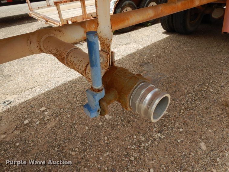 image for item DC2144 1980  RD-M tank trailer