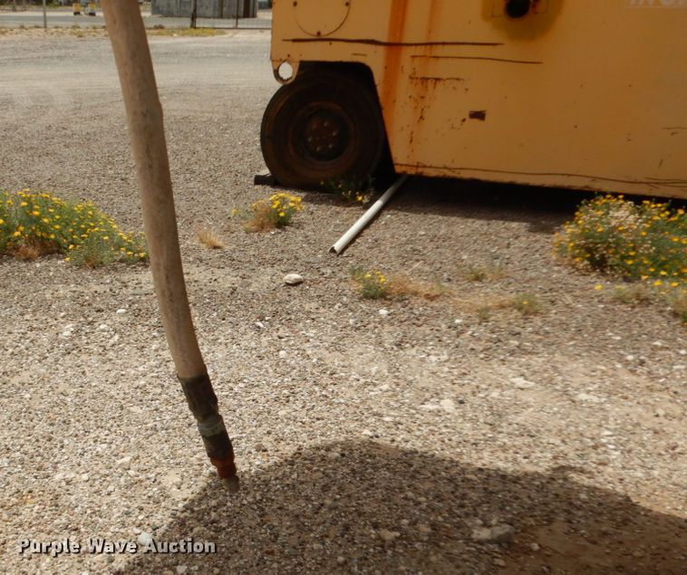 image for item DC2144 1980  RD-M tank trailer