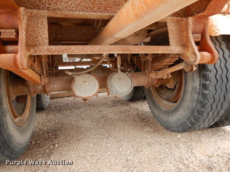 image for item DC2144 1980  RD-M tank trailer