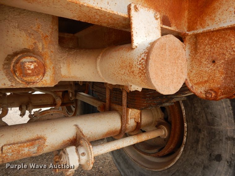 image for item DC2144 1980  RD-M tank trailer