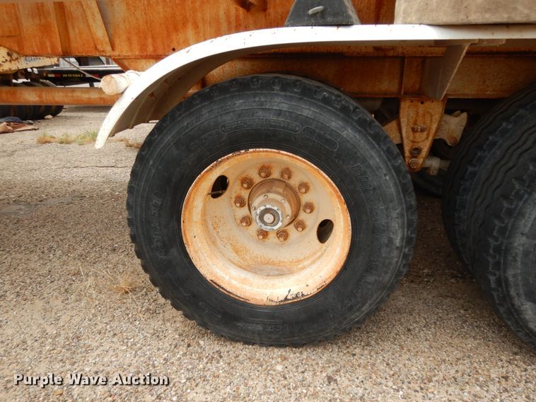 image for item DC2144 1980  RD-M tank trailer
