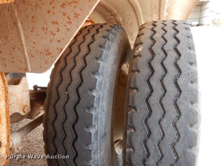 image for item DC2144 1980  RD-M tank trailer