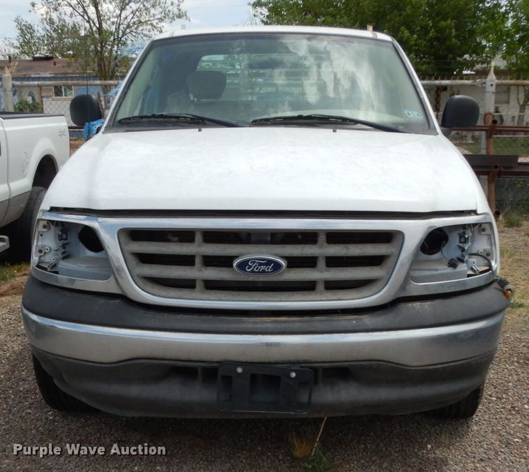 image for item DC2146 2003 Ford F150  SuperCab pickup truck