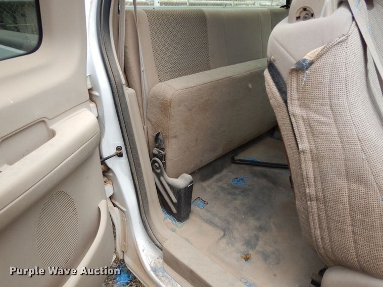 image for item DC2146 2003 Ford F150  SuperCab pickup truck