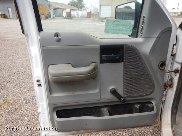 image for item DC2148 2005 Ford F150  pickup truck