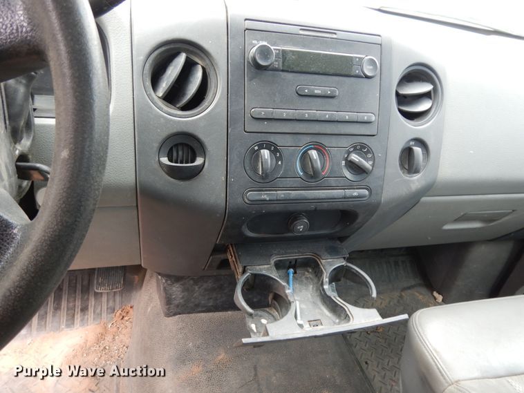 image for item DC2148 2005 Ford F150  pickup truck