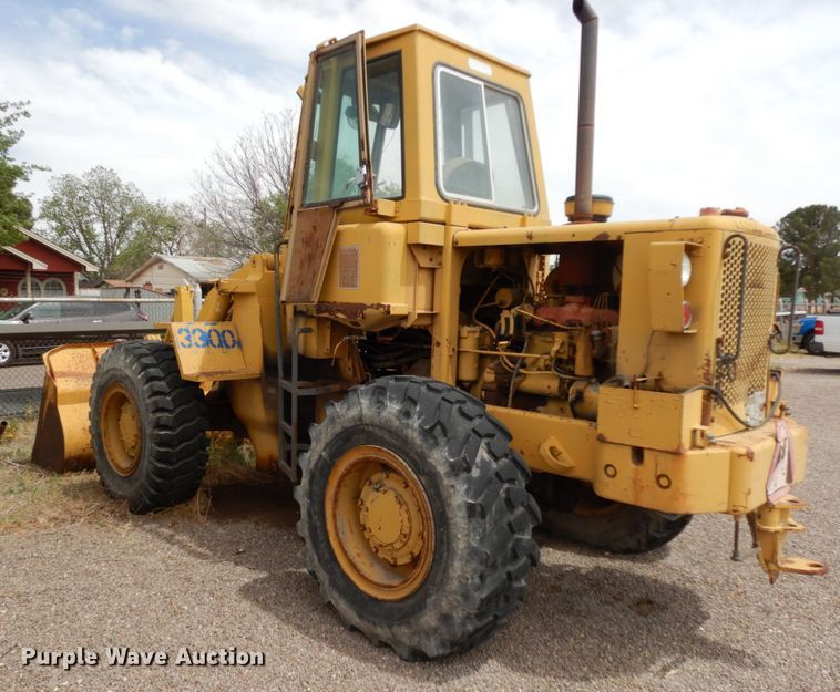 image for item DC2150 1984 Caterpillar 930  wheel loader