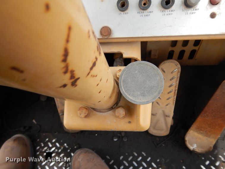 image for item DC2150 1984 Caterpillar 930  wheel loader