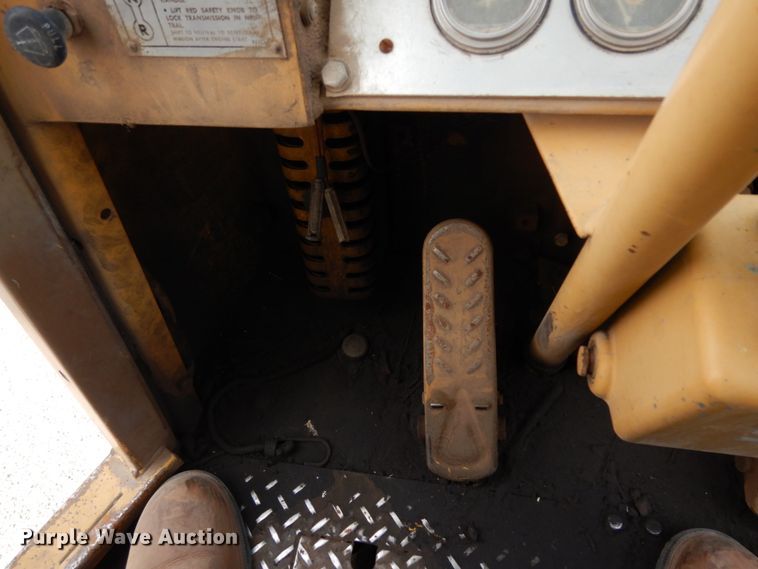 image for item DC2150 1984 Caterpillar 930  wheel loader