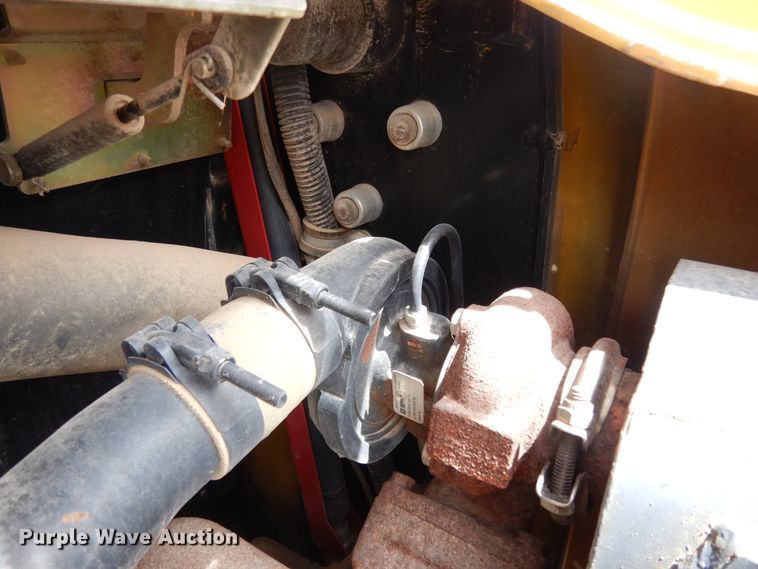 image for item DC2151 2003 John Deere 250  skid steer loader