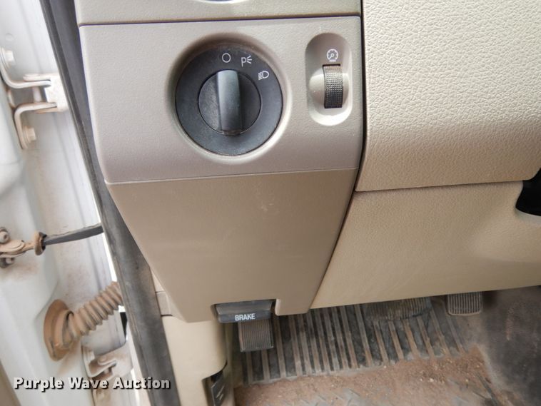 image for item DC2152 2007 Ford F150  pickup truck