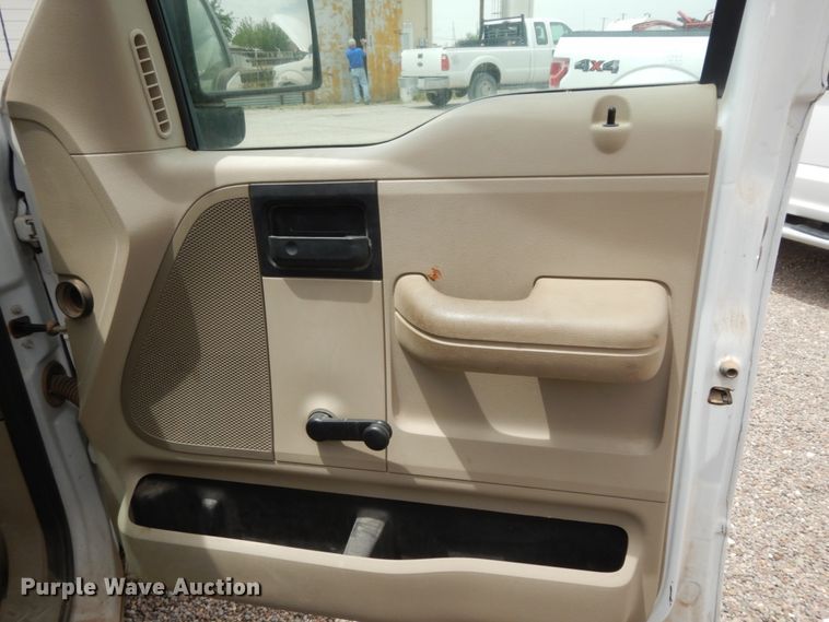 image for item DC2152 2007 Ford F150  pickup truck