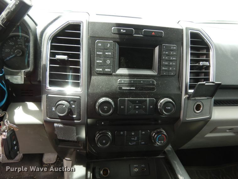 image for item DC2153 2015 Ford F150  SuperCrew pickup truck