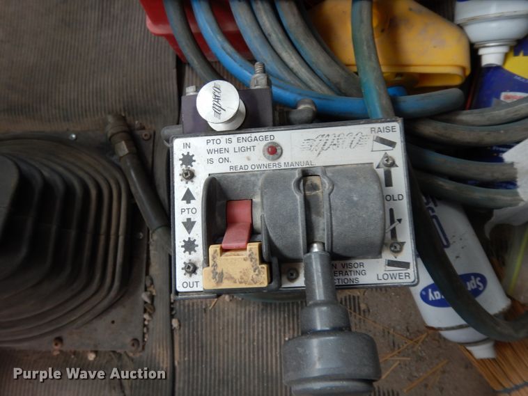 image for item DC2155 2001 Mack RD688S  dump truck