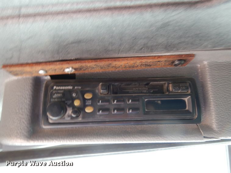 image for item DC2155 2001 Mack RD688S  dump truck