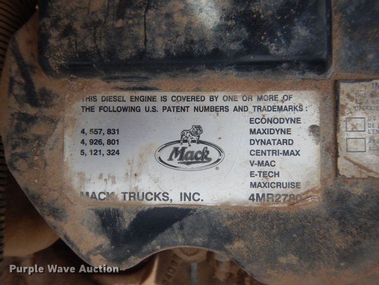 image for item DC2155 2001 Mack RD688S  dump truck