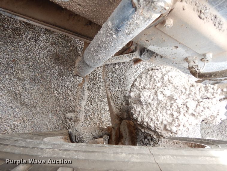 image for item DC2155 2001 Mack RD688S  dump truck