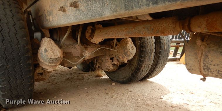 image for item DC2155 2001 Mack RD688S  dump truck