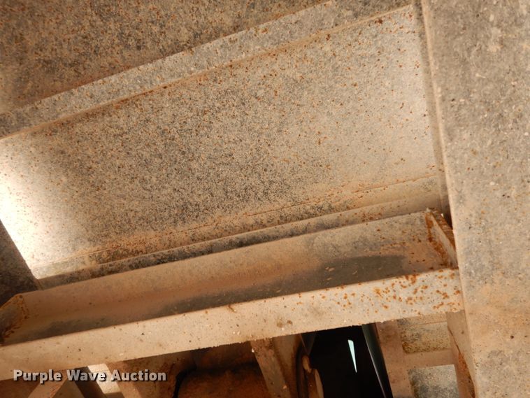 image for item DC2155 2001 Mack RD688S  dump truck