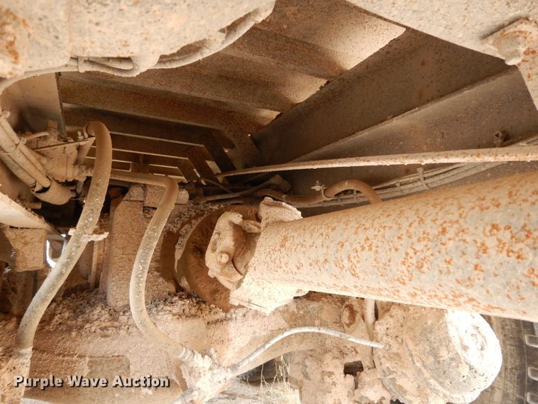 image for item DC2155 2001 Mack RD688S  dump truck