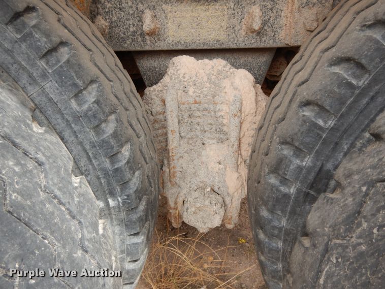 image for item DC2155 2001 Mack RD688S  dump truck